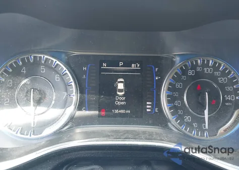 2015 Chrysler 200 Limited из США, поврежденный, VIN 1C3CCCAB3FN666114